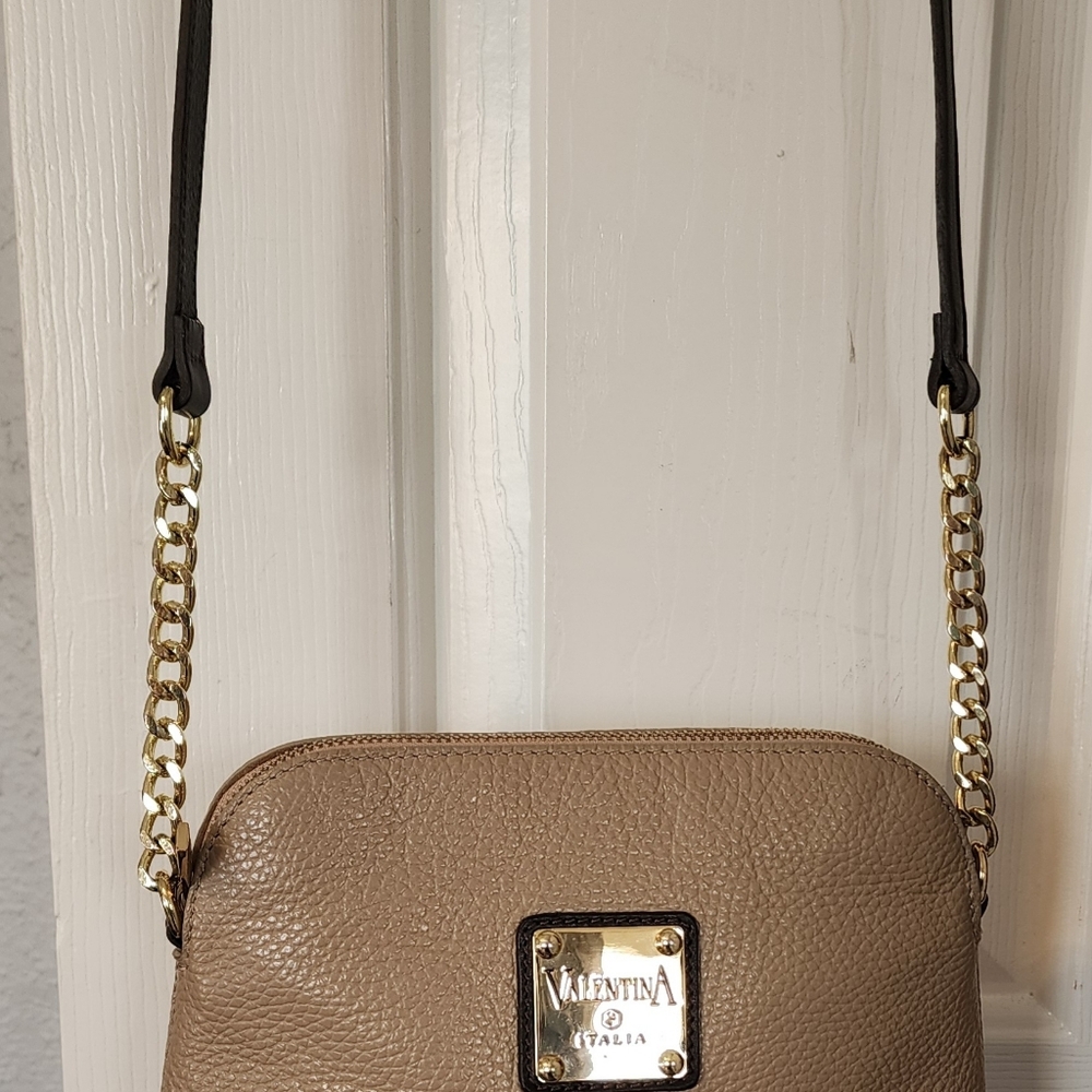 Valentina Italian Pebbled Leather Beige Women's Crossbody Bag EUC